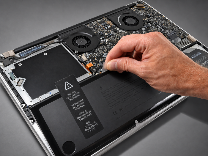 CAMBIO DE BATERIA MACBOOK
